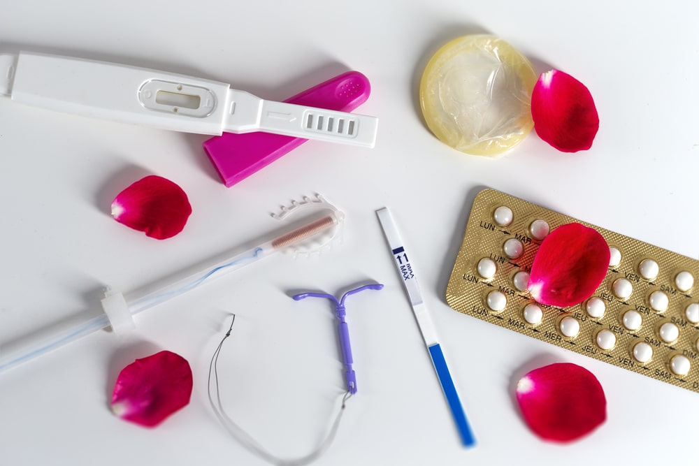 Birth,Control,Symbol-,Iud,And,Contraceptive,Pills,And,Condomon,White